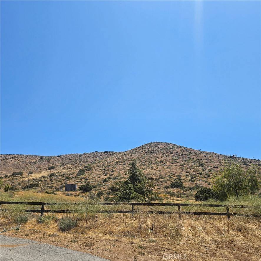 Acton, CA 93510,0 Sache