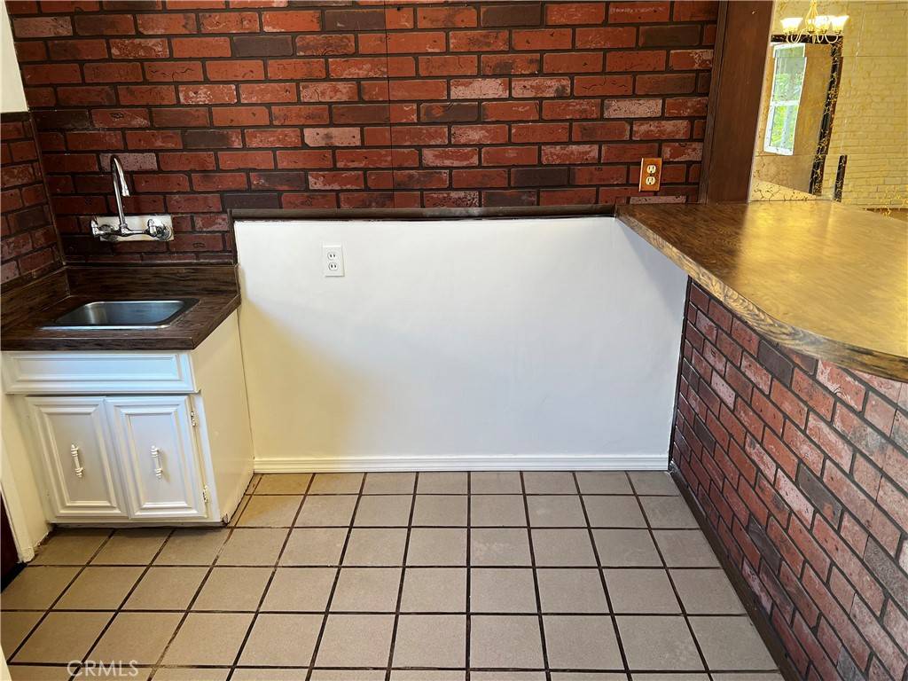 Tarzana, CA 91335,18349 Jovan ST