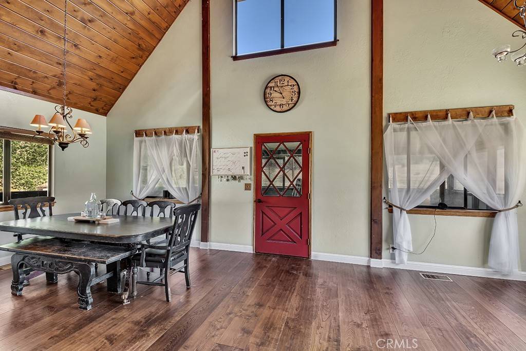 Frazier Park, CA 93225,9100 Whispering Pines RD