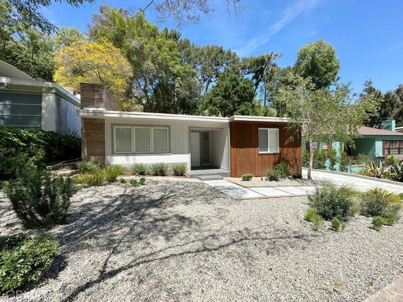 Hollywood Hills, CA 90068,3823 Broadlawn DR