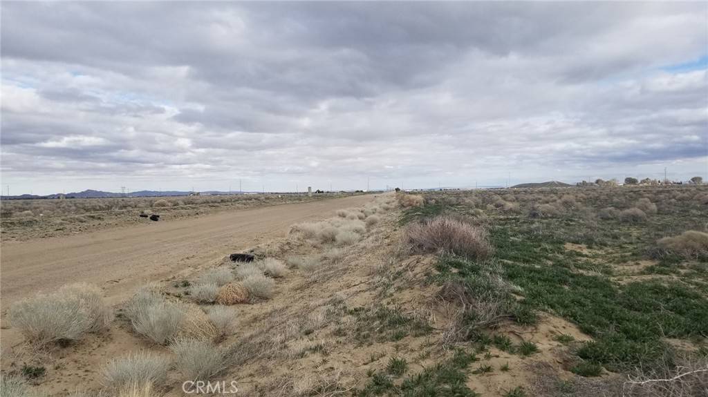 Lancaster, CA 93536,0 0Avenue B2/112 St W