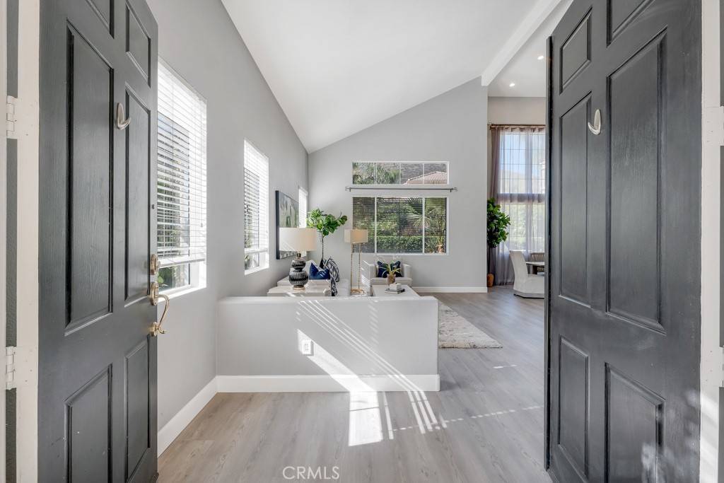 Simi Valley, CA 93065,1985 Winterset PL
