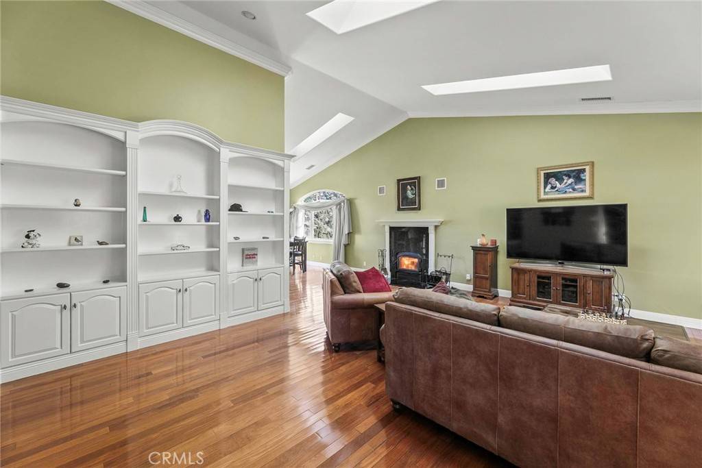 Pine Mountain Club, CA 93225,2720 Hillcrest CT