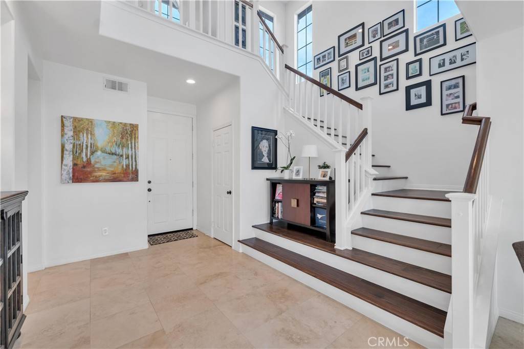Newbury Park, CA 91320,4982 Via Aurora