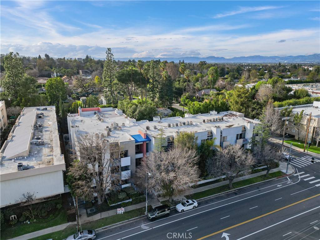 Encino, CA 91316,5151 Balboa BLVD #201