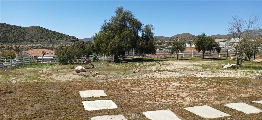 Acton, CA 93510,33649 Cattle Creek RD