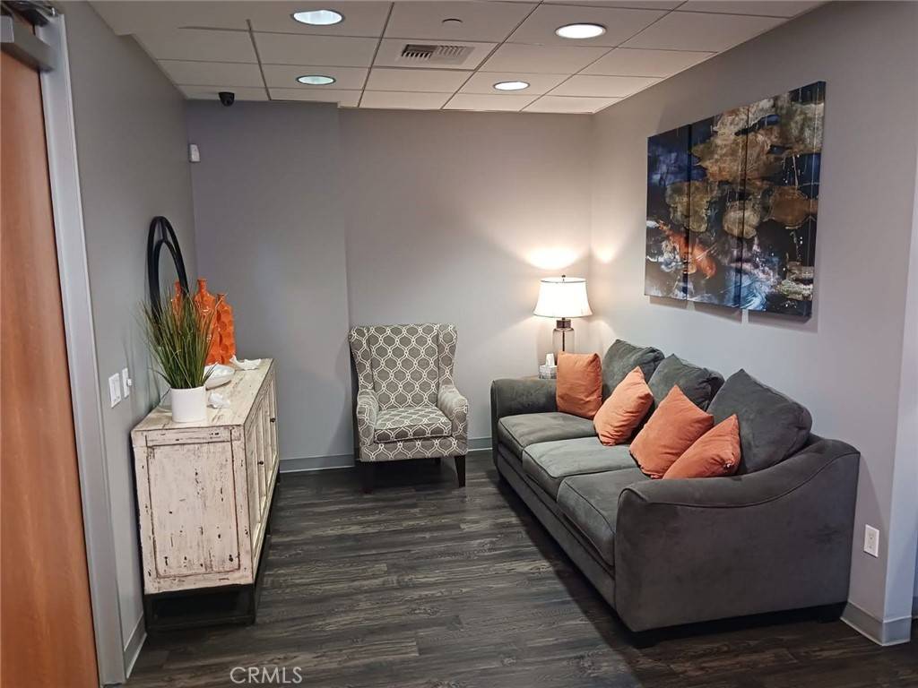 Newport Beach, CA 92660,20162 SW Birch ST