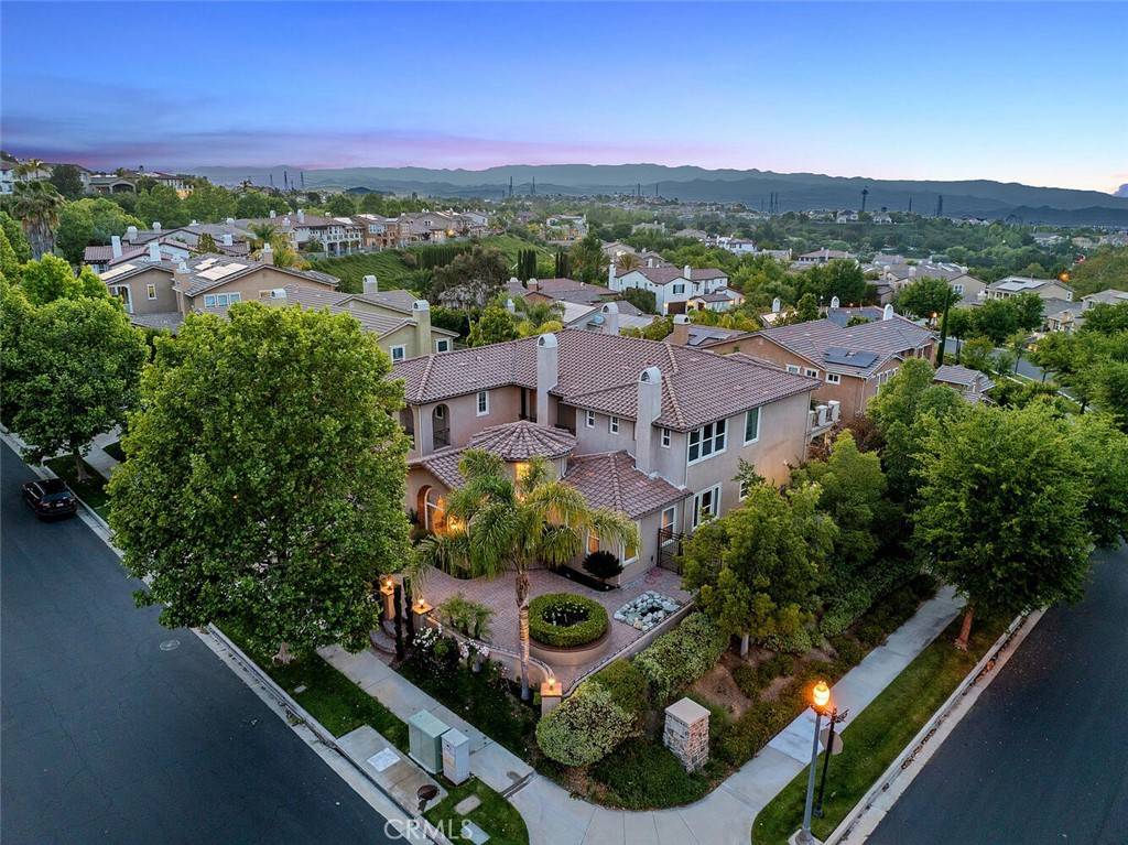 Valencia, CA 91381,26406 Valley Oak LN