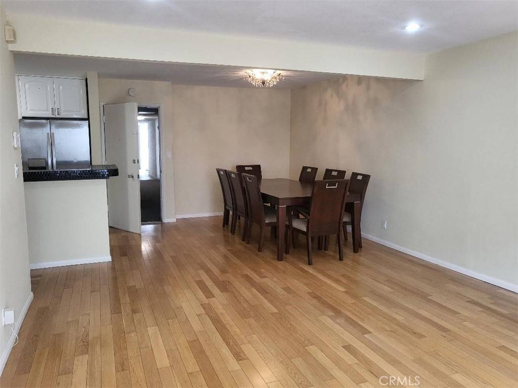 Tarzana, CA 91356,18620 Hatteras ST #114