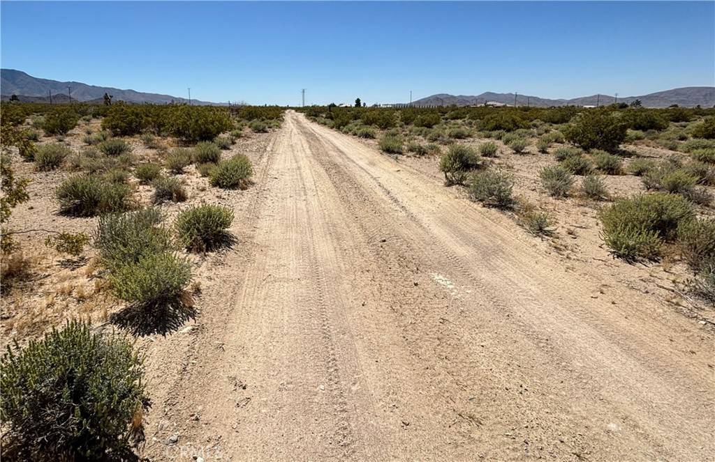 Lucerne Valley, CA 92356,0 Valinda ST