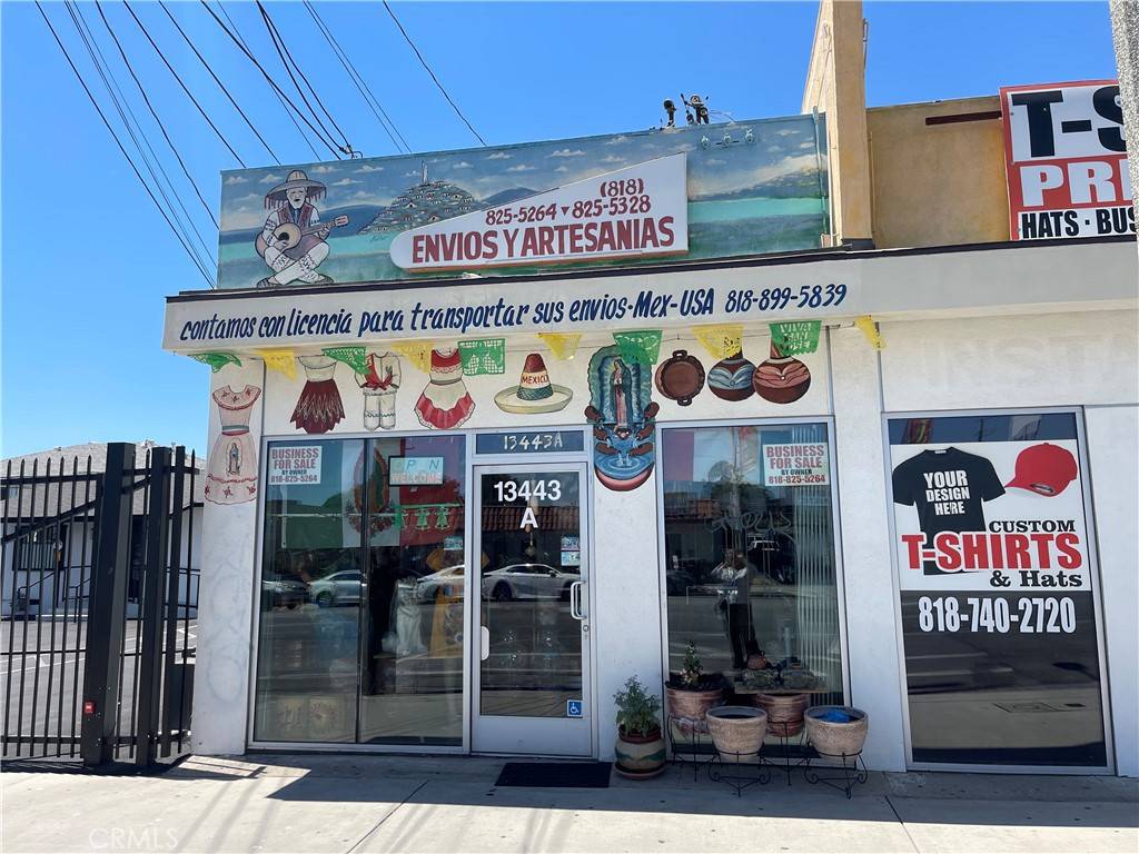 Pacoima, CA 91331,13443 Van Nuys Blvd #A