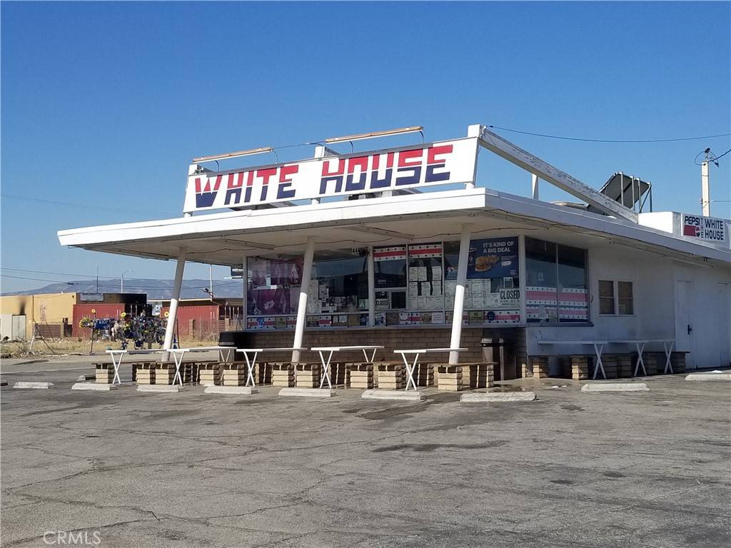Lancaster, CA 93535,44431 Division ST