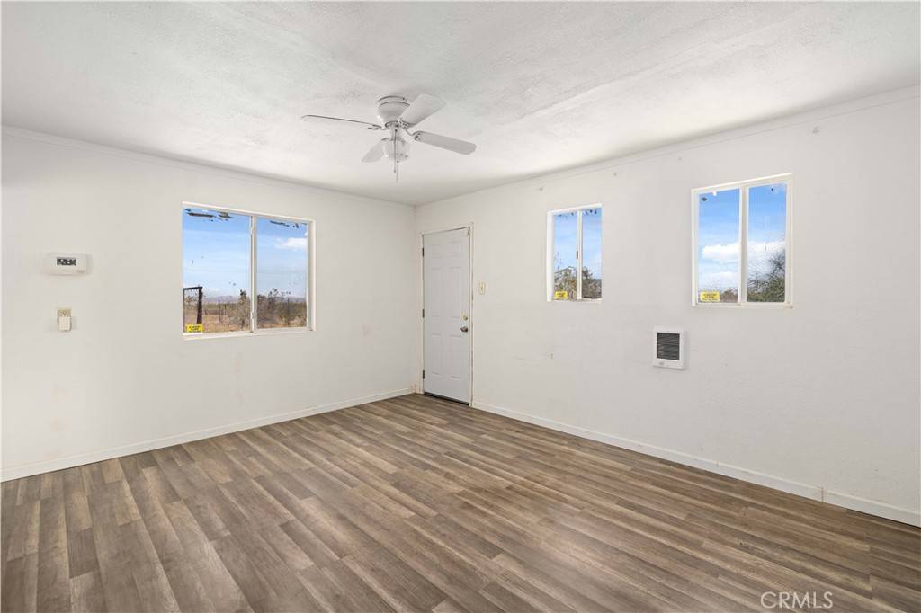 Llano, CA 93544,26118 E Avenue U-8