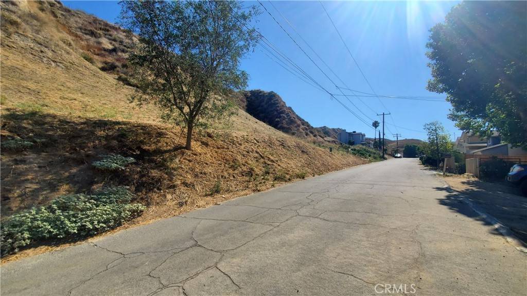 Val Verde, CA 91384,0 Silver St