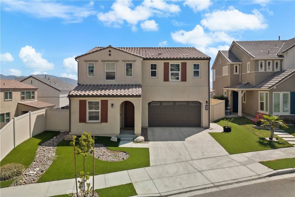 Saugus, CA 91350,18126 Jupiter LN