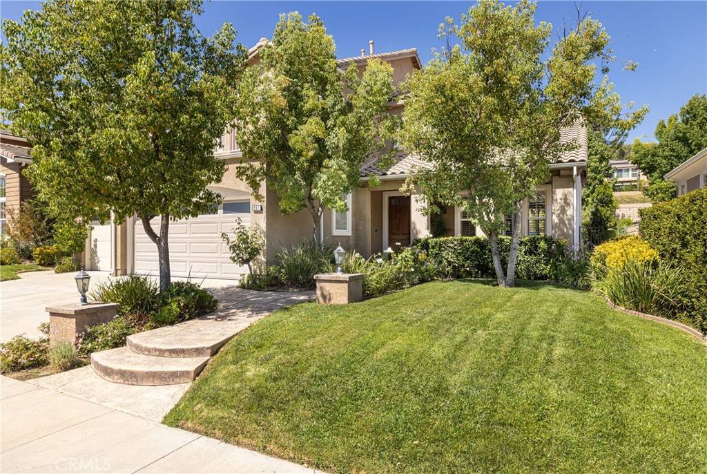 Simi Valley, CA 93065,251 Knoll Ridge RD
