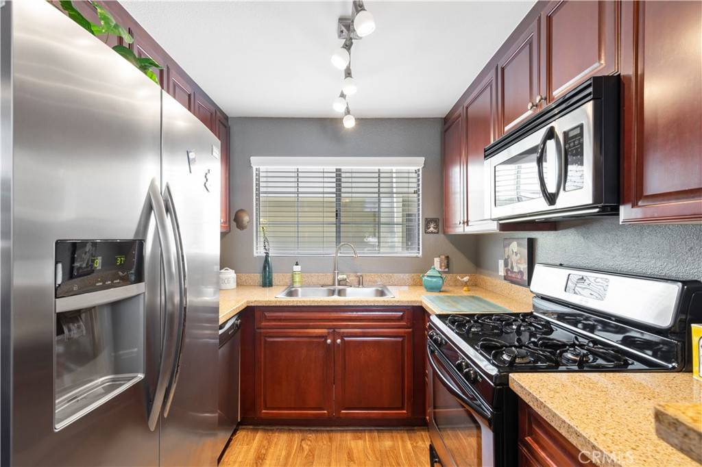 Woodland Hills, CA 91367,5550 Owensmouth AVE #314