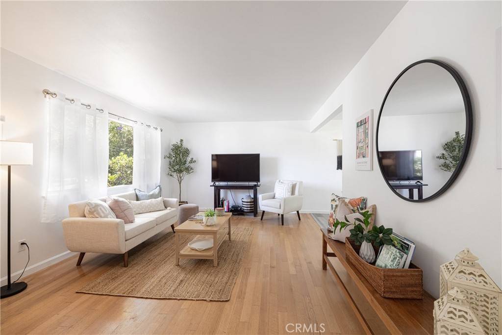 Ojai, CA 93023,405 Vallerio AVE