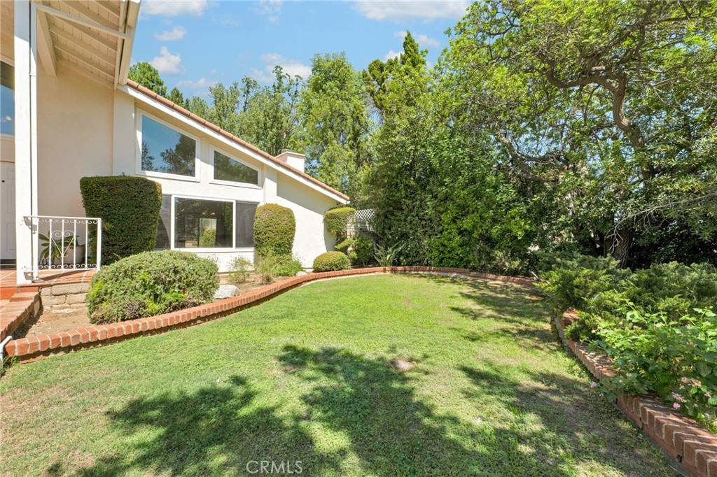 Granada Hills, CA 91344,17611 Orna DR