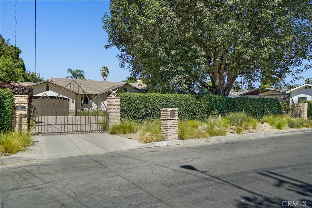 Sherwood Forest, CA 91325,8629 Oak Park AVE