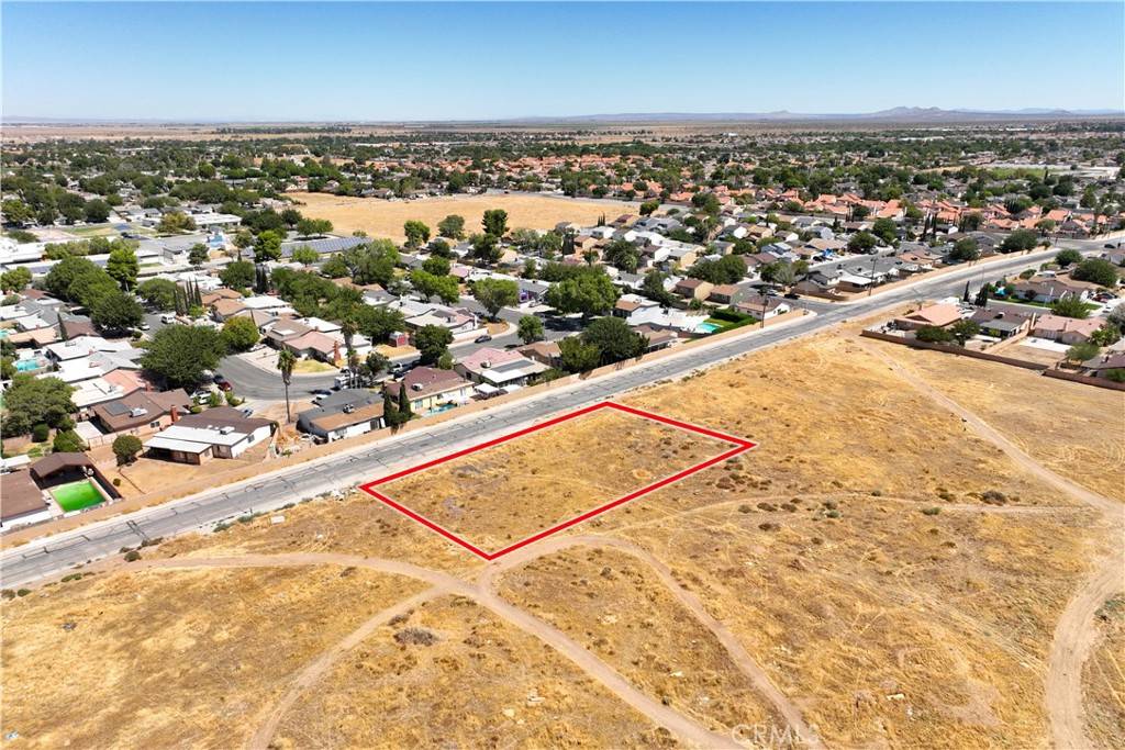 Palmdale, CA 93550,0 Cor Avenue R8 28th Ste