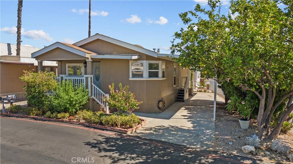Chatsworth, CA 91311,20652 Lassen ST #147