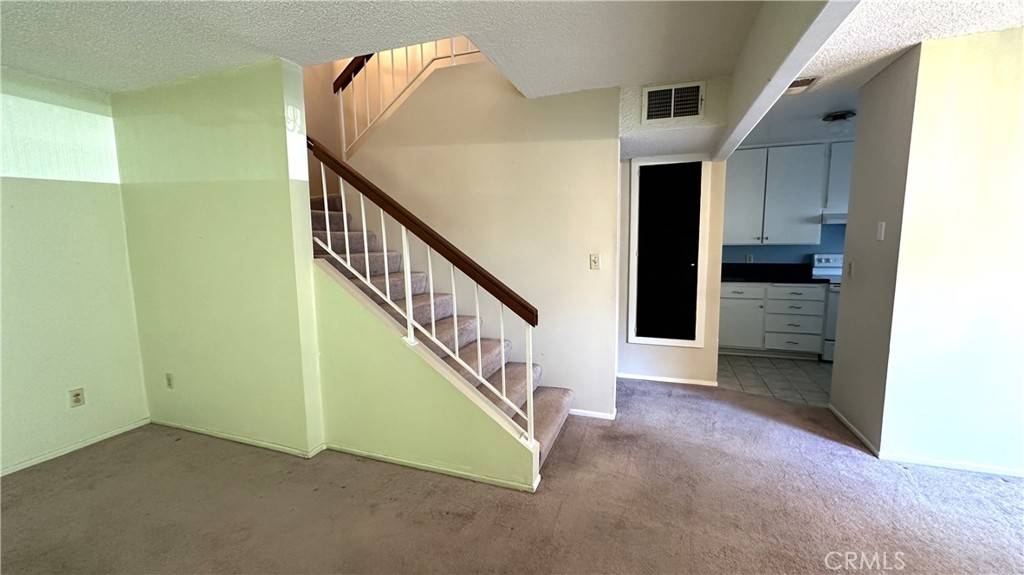 Northridge, CA 91324,18515 Mayall ST #B