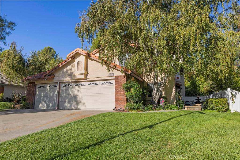 Canyon Country, CA 91351,26619 Purple Martin CT
