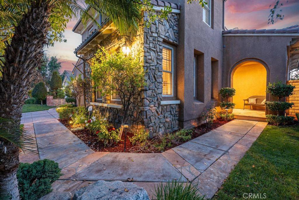 Valencia, CA 91381,26815 Pine Cliff PL