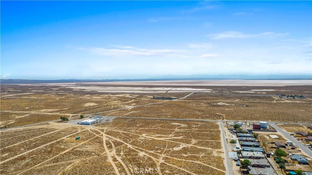 North Edwards, CA 93523,0 Claymine Rd