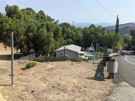 West Hills, CA 91304,166 BOX CANYON RD