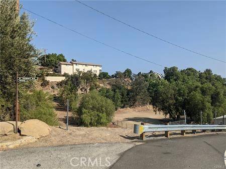 West Hills, CA 91304,166 BOX CANYON RD