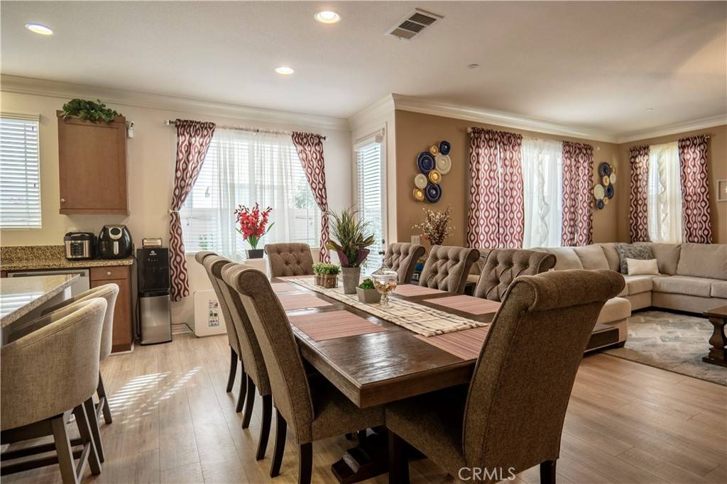 Saugus, CA 91350,22086 Windham WAY