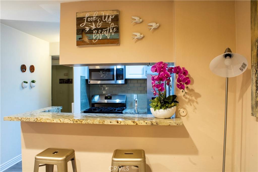 Tarzana, CA 91356,18645 Hatteras ST #186