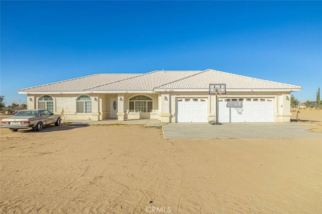 Phelan, CA 92371,6076 Solano RD
