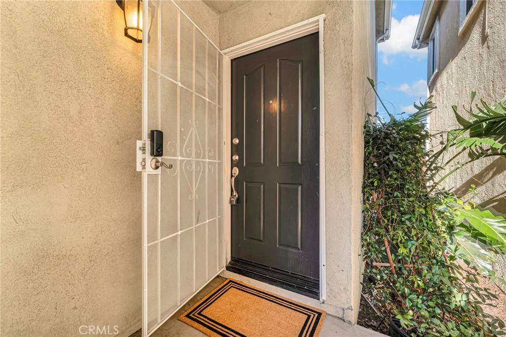 Sylmar, CA 91342,12918 Four Palms LN #14