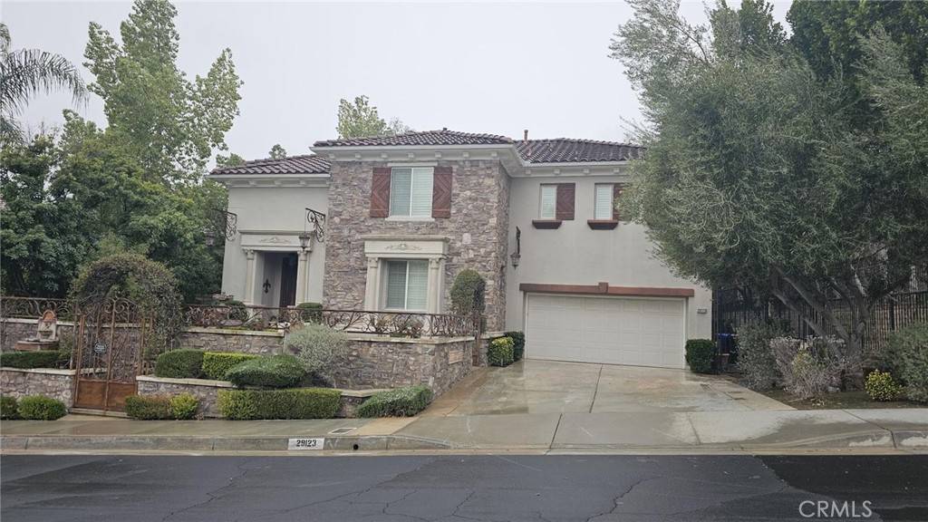 Saugus, CA 91390,29123 Black Pine WAY