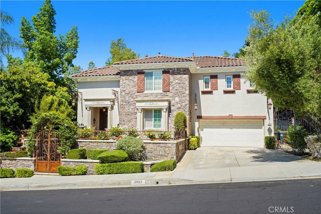 Saugus, CA 91390,29123 Black Pine WAY