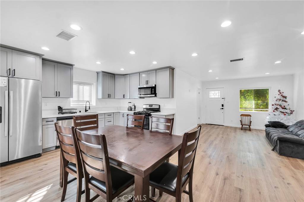 Valley Glen, CA 91401,6118 Ethel AVE