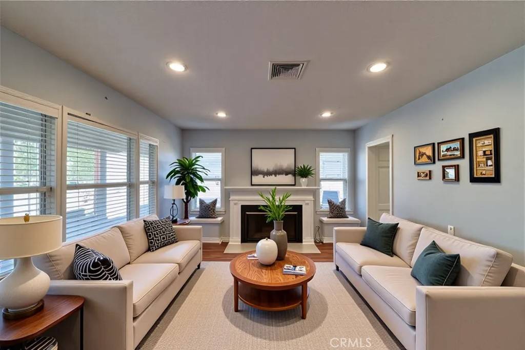 North Hollywood, CA 91606,11554 haynes street