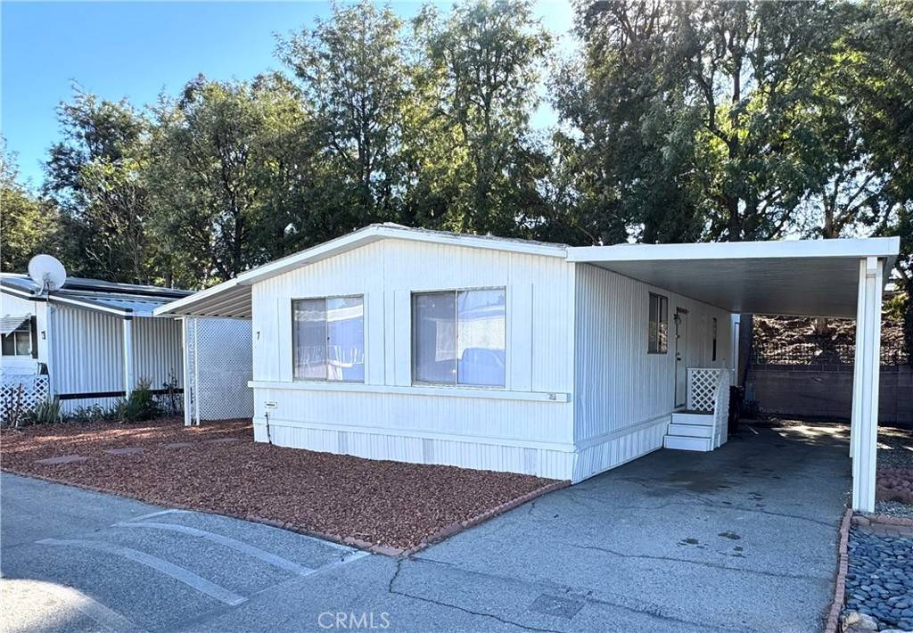 Mission Hills (san Fernando), CA 91345,10811 Columbus AVE #7