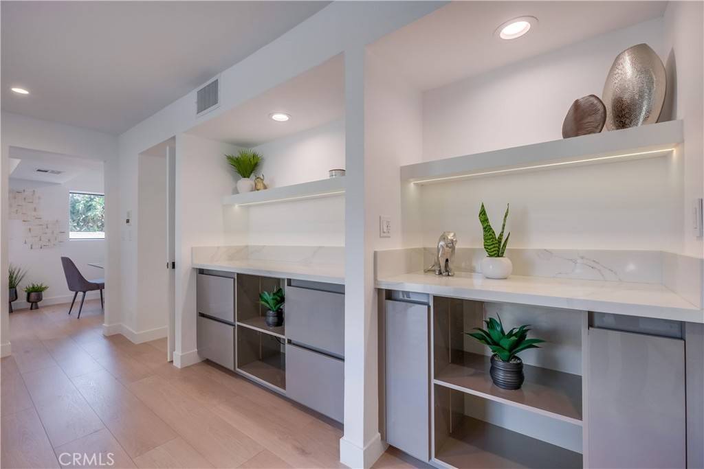 Granada Hills, CA 91344,17230 Chatsworth ST #1