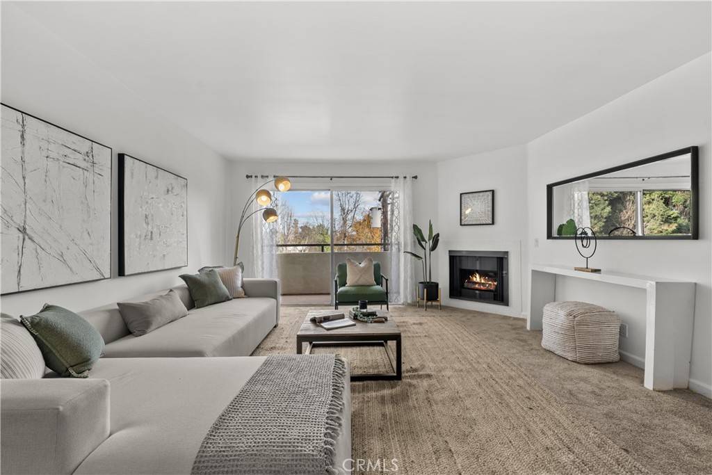 Sherman Oaks, CA 91423,4702 Fulton AVE #304