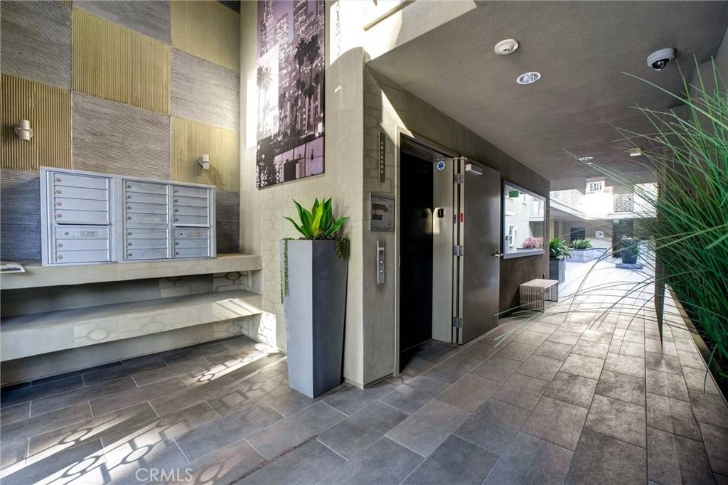 Studio City, CA 91604,11023 Fruitland DR #304