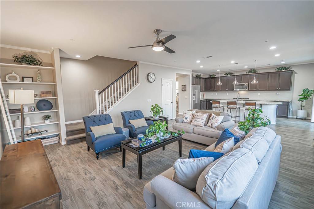 Saugus, CA 91350,27307 Ardella PL