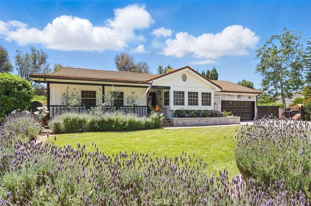 Simi Valley, CA 93065,922 Carefree DR
