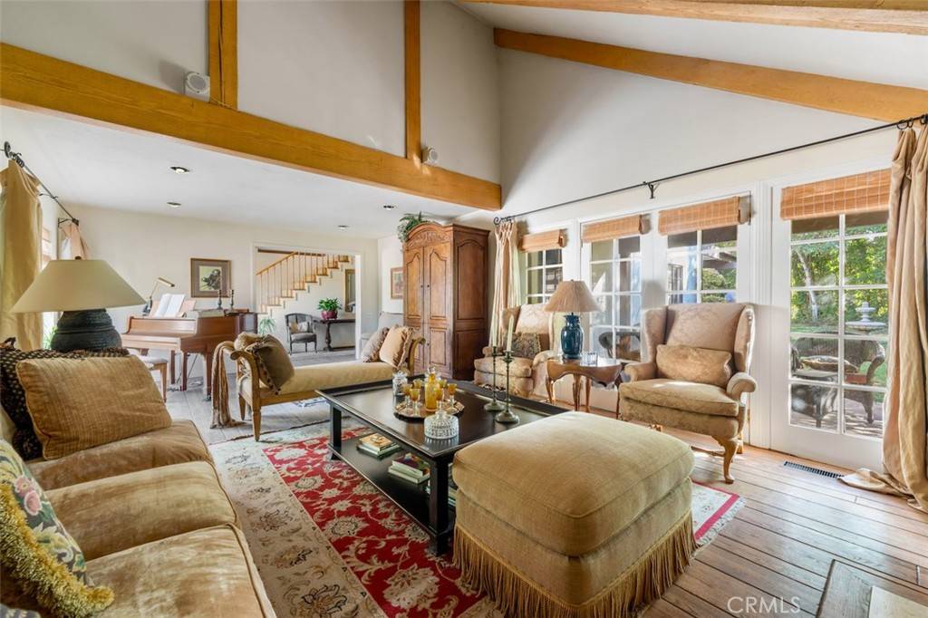 Hidden Hills, CA 91302,5250 Scott Robertson RD