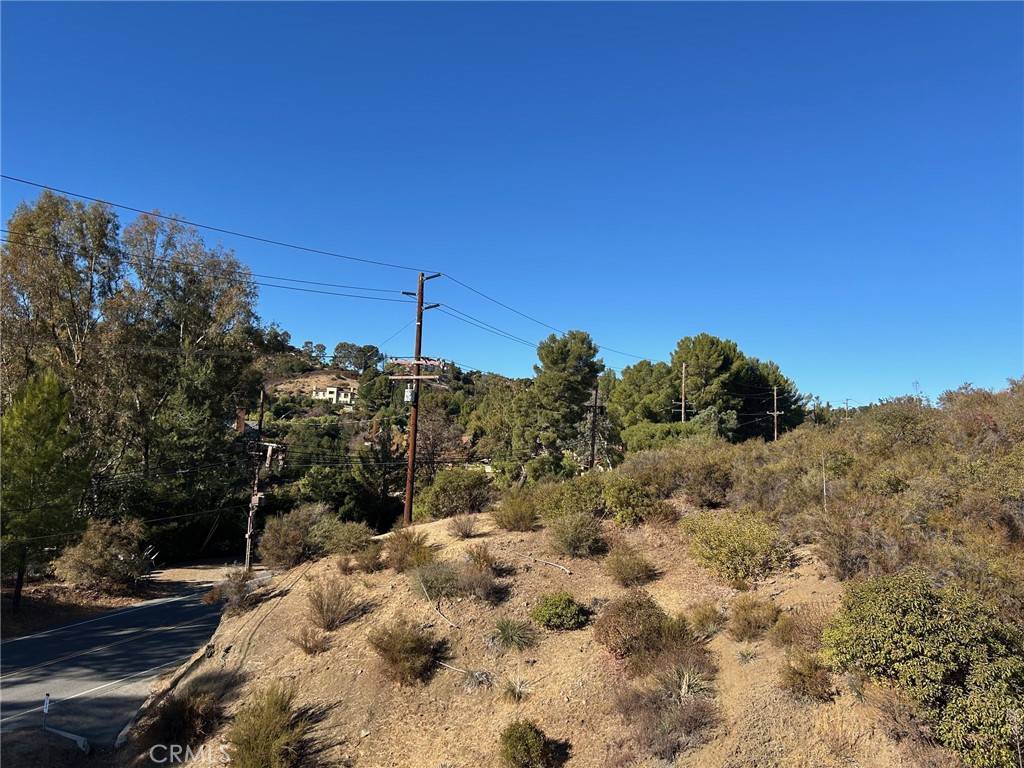 Calabasas, CA 91302,24638 Mulholland HWY