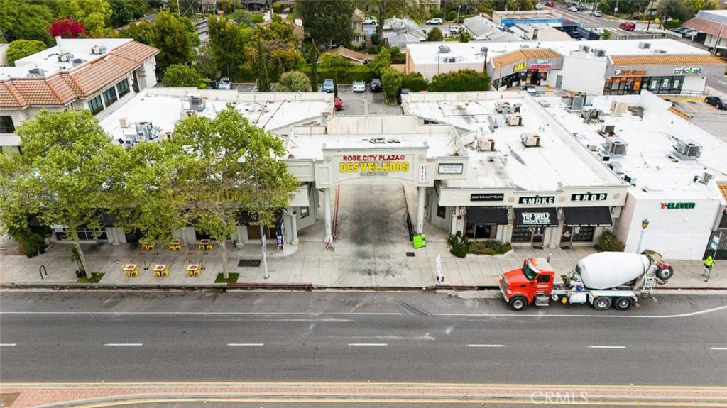 Pasadena, CA 91104,720 N Lake AVE