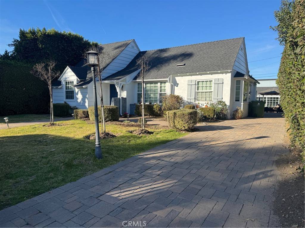 Studio City, CA 91604,12921 Dickens ST